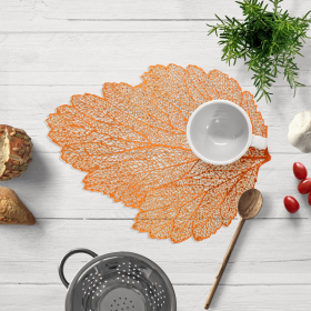 Leaf Cut Out Vinyl Placemats (Style: Brown Leaf)