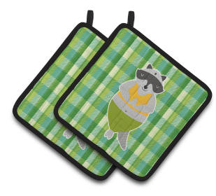 Animals on Pair of Pot Holders (Animal: Raccoons)
