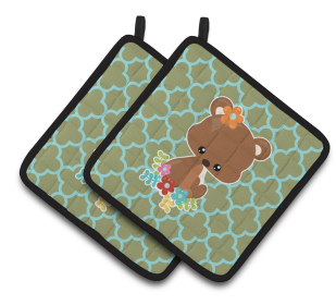 Animals on Pair of Pot Holders (Animal: Baby Brown Bear)
