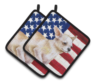 Dog Art Seasonal Pair of Pot Holders (Dog Breed: Chihuahua - Leg up)