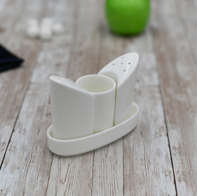 SALT & PEPPER SET (Color: Style2)